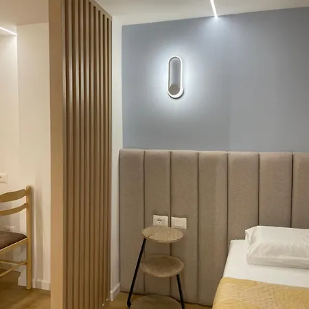 Tesa Apartment *